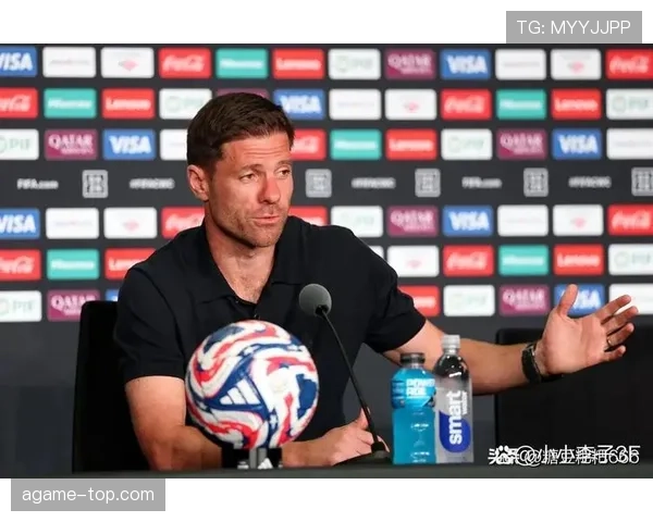 哈维回撤接应主导中场，近期连续关键战掌控节奏