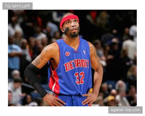 理查德·汉密尔顿三分命中率提升显著拉开得分差距